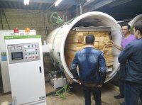 SAGA HFVD120-SA Four de séchage sous vide à livraison rapide pour bois avec machine de séchage HF, machine de séchage du bois sous vide HF
