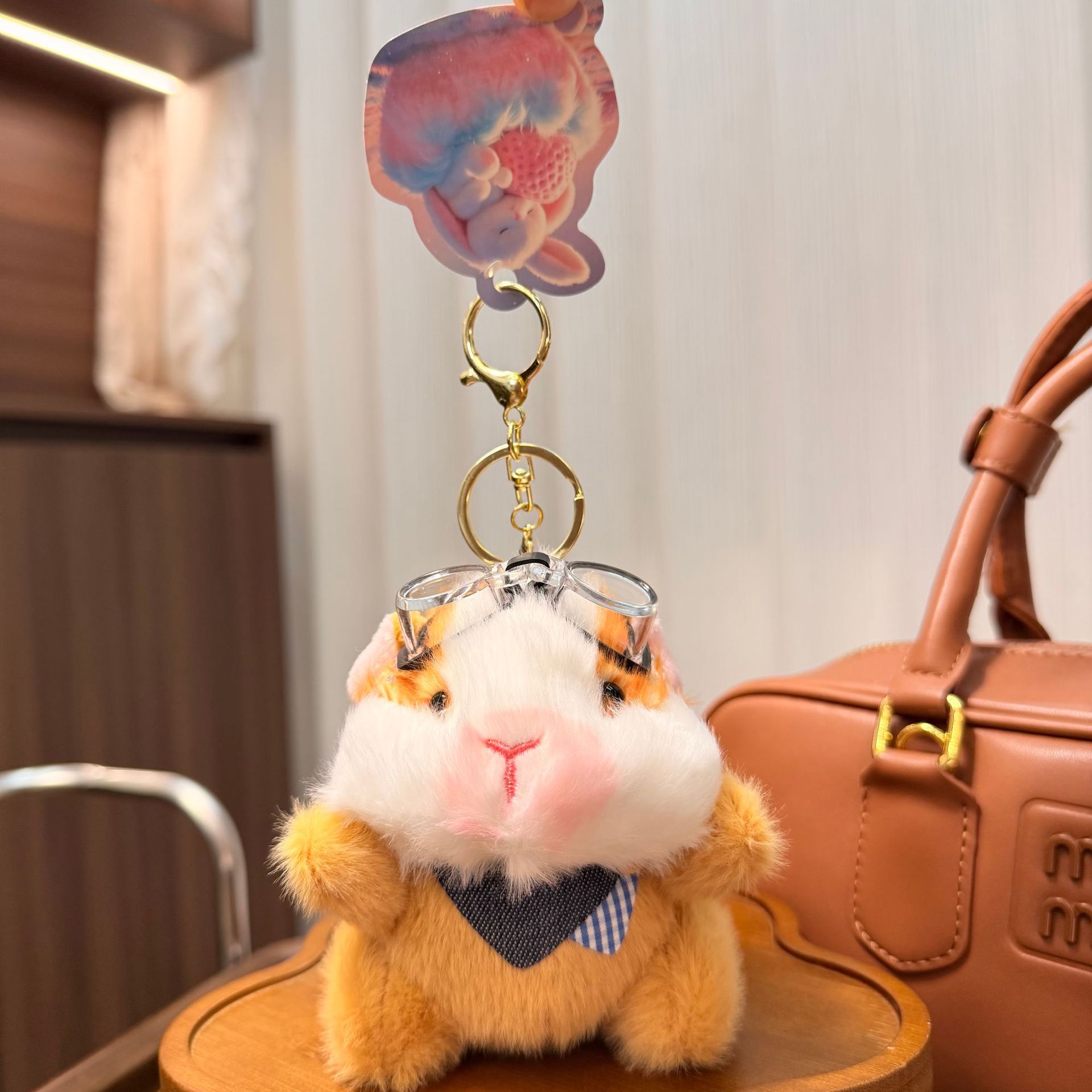 Cochon d'Inde aux yeux marron