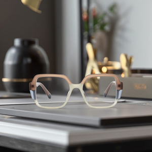 Hot bán 2025 New Thiết kế thời trang sang trọng vuông kính quang học Kính mắt Glass kính khung eyeframes mang nhãn hiệu khung quang - Product Image 6