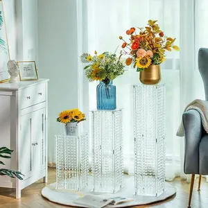 シャンデリアクリスタル付きアクリルコラムフラワースタンド、パーティーテーブルの装飾用の背の高い花瓶クリスタルフラワースタンド