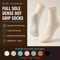 Chaussettes de sport d'intérieur antidérapantes personnalisées avec logo, chaussettes de Pilates à grip, revers à volants, couverture complète de la semelle, chaussettes mi-mollet OEM ODM en gros
