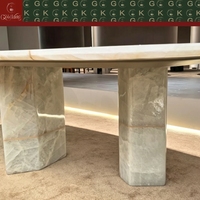 GOLDKING Centre de table de luxe haut de gamme pour exposition, en marbre veiné champagne de forme bateau, avec pieds en bloc de marbre massif, OEM ODM