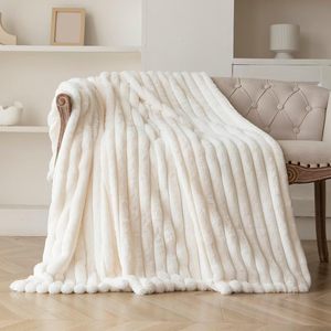 Tùy Chỉnh Sọc Phong Cách Fluffy Minky Khác Ấm Áp Mềm Mại Hai Lớp Bán Buôn Giường Sang Trọng Sang Trọng Thỏ Giả Lông Thú Chăn Ném - Product Image 1