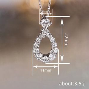 Collana con Ciondolo Geometrico a Goccia Cava per Donne, Elegante Gioiello di Moda per Uso Quotidiano, Idea Regalo - Product Image 4