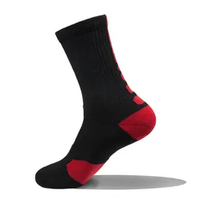 Vente en gros de Offre Spéciale chaussettes de cyclisme personnalisées en coton de bonne qualité chaussettes unisexes de basket-ball pour hommes