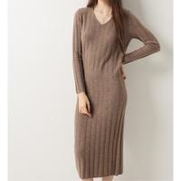 Prix de gros compétitifs Robe longue ajustée à col en V et à larges côtes, 30% cachemire, tricot doux et extensible, taille personnalisée