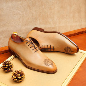 Nouvelle Tendance – Chaussures Homme en Cuir Véritable Brillant, Style Britannique Sportif Décontracté, à Enfiler, Légères, Antidérapantes et Respirantes pour l'Automne - Product Image 2