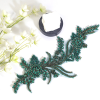 Appliques en cristal à coudre pour robe de mariée, motif en strass, strass en vrac pour vêtements et chaussures, style à 12 facettes et à dos pointu