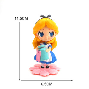 Adorno de estatuilla PVC princesa ojos grandes - Product Image 3
