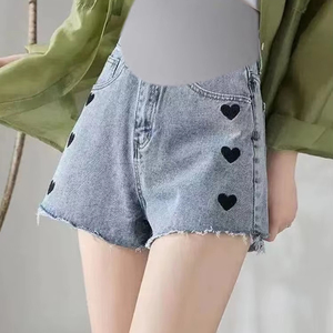 <span class=keywords><strong>Short</strong></span> de sécurité ample d'été pour femmes enceintes, vêtements d'extérieur, <span class=keywords><strong>short</strong></span> <span class=keywords><strong>en</strong></span> <span class=keywords><strong>jean</strong></span> décontracté avec motif <span class=keywords><strong>en</strong></span> forme de cœur pour les femmes enceintes. - Product Image 1