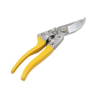 Basil Bypass Pruner 20-30 Mm Alloy Steel Blade Yellow Plastic Handle For Pruning Fruit Trees - Product Image 2