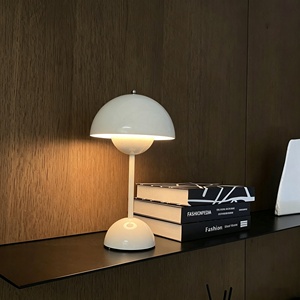 Portable <b>LED</b> Flowerpot <b>Table</b> Lamp Built‑in Battery Touch Dimmable Mushroom Night Lamp - Product Image 5
