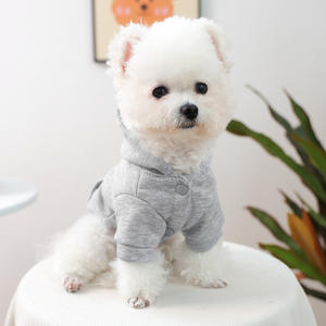 छोटे कुत्तों के लिए प्यारा आधुनिक कढ़ाई दिल ग्रे शीतकालीन पॉलिएस्टर पालतू जानवरों के लिए वेलेंटिन के दिन गर्म फैशनेबल दैनिक पहनने के लिए - Product Image 3