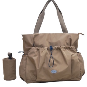 OEM wholesale handbag Unisex fashion bag Custom men's bag Trending women's <b>backpack</b> Crossbody bag for women - Product Image 3