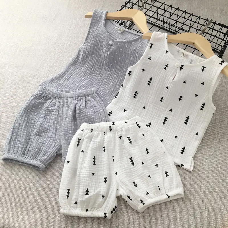 Baby summer vest suit children's clothing baby cotton yarn summer boy sleeveless shorts wholesale