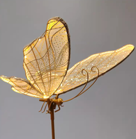 Nouveauté transfrontalière : Grandes lampes décoratives et lanternes lumineuses en forme de papillon, suspendues au plafond, pour la route, les mariages, les auditoriums et les scènes.