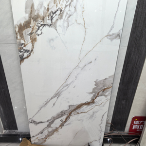 Piastrelle in marmo Porcelanato lucide per pavimenti in porcellane 600x1200mm per pavimenti Carrara piastrelle bianche per pareti interne - Product Image 1
