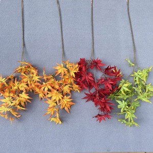 Foglie d'acero finte foglie d'autunno 3 rami verde arancio rosso foglia d'acero artificiale per eventi di festa decorazione floreale - Product Image 1