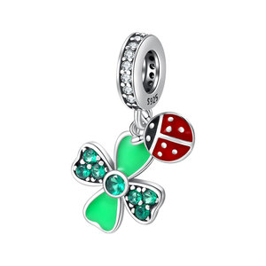 Colgante de Plata S925 con Pavé de Circonitas, Doble Colgante de Trébol y Mariquita, Esmalte Verde y Circonita, Joyería para Mujer - Product Image 1