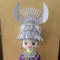 Poupée traditionnelle en bois faite à la main Diays Yours, costume chinois Miao Hmong, poupée des minorités, mode folklorique verte