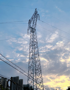 20m 25m 30m 35m 45m 50m 55m Dreibeiniges selbst tragendes Gitter Winkels tahl Schmale Basis Lte Telecom <span class=keywords><strong>Tower</strong></span> - Product Image 4