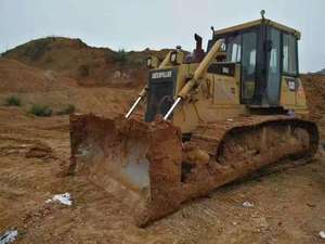 Excavadora diésel Caterpillar D6G2 original japonesa con excelentes condiciones de trabajo, alto rendimiento, precio competitivo a la venta - Product Image 2