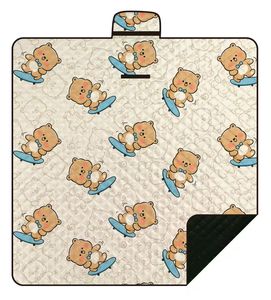 Matelas pliable en PVC imperméable à ultrasons et tapis de pique-nique - Tapis de <span class=keywords><strong>camping</strong></span> portable pour activités de plein air et utilisation sur la plage - Product Image 2