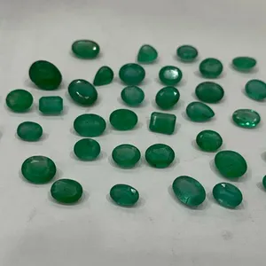批发散装赞比亚祖母绿混合形状自由尺寸批量出售未经处理的独特定制实验室认证潘纳手工作品