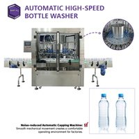 Laveuse de bouteilles automatique haute vitesse avec système de convoyage pour le contrôle qualité des bouteilles d'eau pure, de shampoing, de gel et de jus de fruits