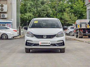 <span class=keywords><strong>Honda</strong></span> Fit 2021 1.5L CVT Edición Chaoqi Sedán Volante a la Izquierda Interior Oscuro Asientos de Cuero Techo Panorámico Auto Usado - Product Image 6