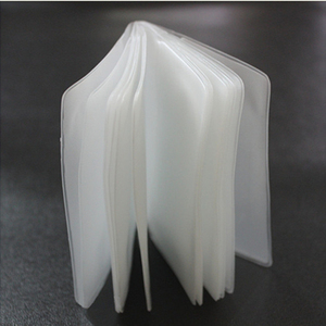 कस्टम प्लास्टिक वाटरप्रूफ पीसी मैट पारदर्शी व्यवसाय कार्ड धारक ट्रेडिंग कार्ड आस्तीन - Product Image 4