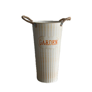 Tin Flower Bucket With Handle Garden <b>Vase</b> Round Iron Floor <b>Standing</b> Desktop Decorative <b>Vase</b> For Home Or Flower Shop - Product Image 3