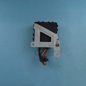 Desmontaje de coche de <span class=keywords><strong>segunda</strong></span> <span class=keywords><strong>mano</strong></span> Ix35 Smart Box Sportage R PEPS Sonata Elantra K5 95480-4Q000 Módulo de entrada sin llave 95480-2S200 - Product Image 4