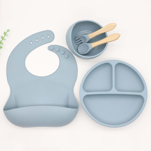 Juego de alimentación de silicona de grado alimenticio para bebés, plato, cuchara, tenedor, babero, taza de agua, suministros de alimentación complementaria para niños, 6 uds. - Product Image 3