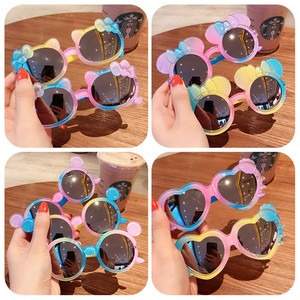 Petit Mignon <span class=keywords><strong>Noir</strong></span> Rose Rond pour Enfants Bébé Fille En Forme De Coeur Maman Et Moi Enfants Carré Lunettes de soleil Lunettes de Soleil Pour enfants - Product Image 4