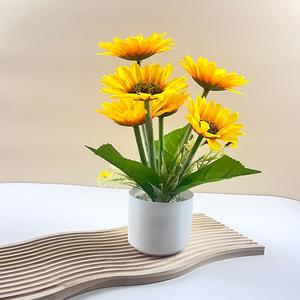 Fleur artificielle en soie Jinhe, tournesol à 7 têtes, pour décoration de mariage et de maison - Product Image 1