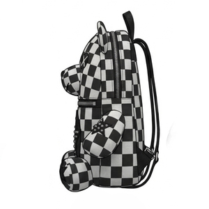 Mochila Teddy a Cuadros al por Mayor, Mochila Unisex Alternativa Punk, Mochila Premium de PU con Tachuelas Metálicas, Diseño de Estrella Llamativo - Product Image 4
