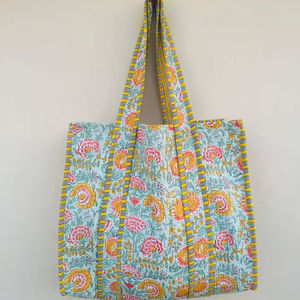Sac à bandoulière pour femme en coton ethnique fait à la main, sac fourre-tout matelassé indien, sac fourre-tout tendance pour les courses - Product Image 1