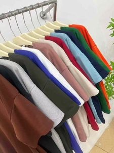 T-shirts en coton épais pour hommes, déstockage, vente en gros, vêtements <span class=keywords><strong>de</strong></span> haute qualité en gros pour l'été - Product Image 4