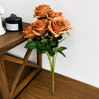 Roses artificielles en soie YM - Bouquets floraux réalistes faits à la main pour la fête des mères, la Saint-Valentin, les mariages