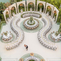 Chaises et tables de mariage en acier inoxydable Kissmoon pour l'extérieur avec toile de fond florale et décorations de fête