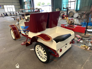 Auto Elettrica Vintage Convertibile <span class=keywords><strong>a</strong></span> 2 Posti di Alta Qualità, Ultimo Modello per <span class=keywords><strong>Passeggiate</strong></span> e Tour Turistici, Veicolo Classico per Trasporto Speciale - Product Image 5