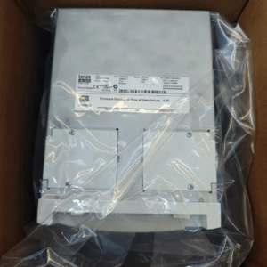 Variador de Frecuencia Lenze Ac Tech Drive E94R040S2FRM 120 240V 4A Corriente de Salida Variable - Product Image 3