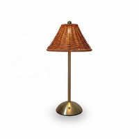 Lampe de table tactile sans fil portable à LED rechargeable en rotin synthétique, faite à la main, à intensité variable, lampe de chevet