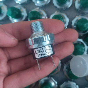 Sistema de Suspensión Neumática Original y Nuevo para Vehículos con Control de Arranque y Parada Automáticos para Camionetas, 145 psi en marcha/17 psi apagado - Product Image 1