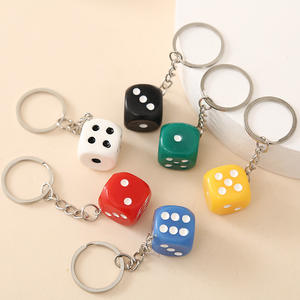 Résine Dés Porte-clés <span class=keywords><strong>3d</strong></span> Cube Carré Dés Porte-clés Pour Sac Sac À Main Portefeuille Téléphone Portable Voiture Pendentif Porte-clés Creative Porte-clés Cadeaux - Product Image 5
