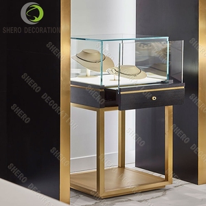 Vitrina de Exhibición de Joyería de Lujo en Dorado, Mesa de Venta con Iluminación LED, Material Metálico, Diseñada para Mostrador de Joyería Exclusiva - Product Image 6