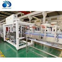 Chaîne de production CE entièrement automatique pour le remplissage de liquides, avec 32 pompes à piston, pour eau, huile, shampoing, détergent, et ligne de bouchage et d'étiquetage de bouteilles