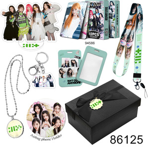 Set <span class=keywords><strong>de</strong></span> Artículos <span class=keywords><strong>de</strong></span> K-pop para Fans: Cadena con Logo, Caja <span class=keywords><strong>de</strong></span> Regalo, Mini Tarjetas <span class=keywords><strong>de</strong></span> Ídolos, <span class=keywords><strong>Collar</strong></span> y Otros Accesorios - Product Image 2