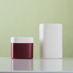 Vente en gros de flacons en plastique HDPE de qualité alimentaire de 500 ml et 1000 ml, flacons carrés pour compléments alimentaires, pots en plastique pour protéines en poudre avec bouchon - Product Image 2